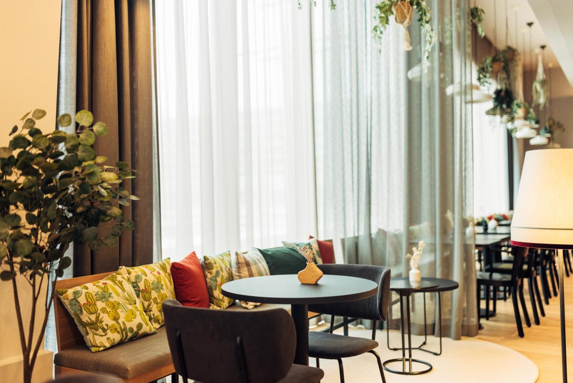 Harry'S Home Graz-Smart City Hotel & Apartments Exterior photo