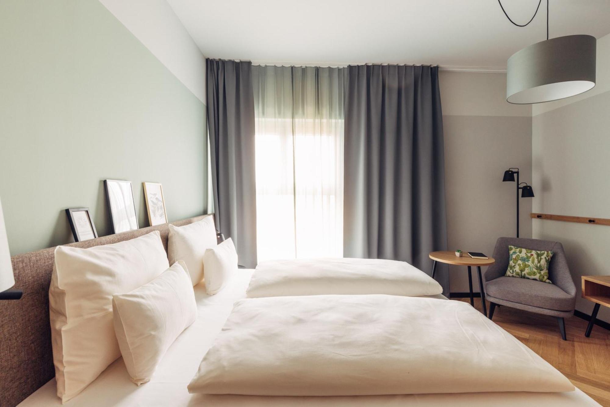 Harry'S Home Graz-Smart City Hotel & Apartments Exterior photo